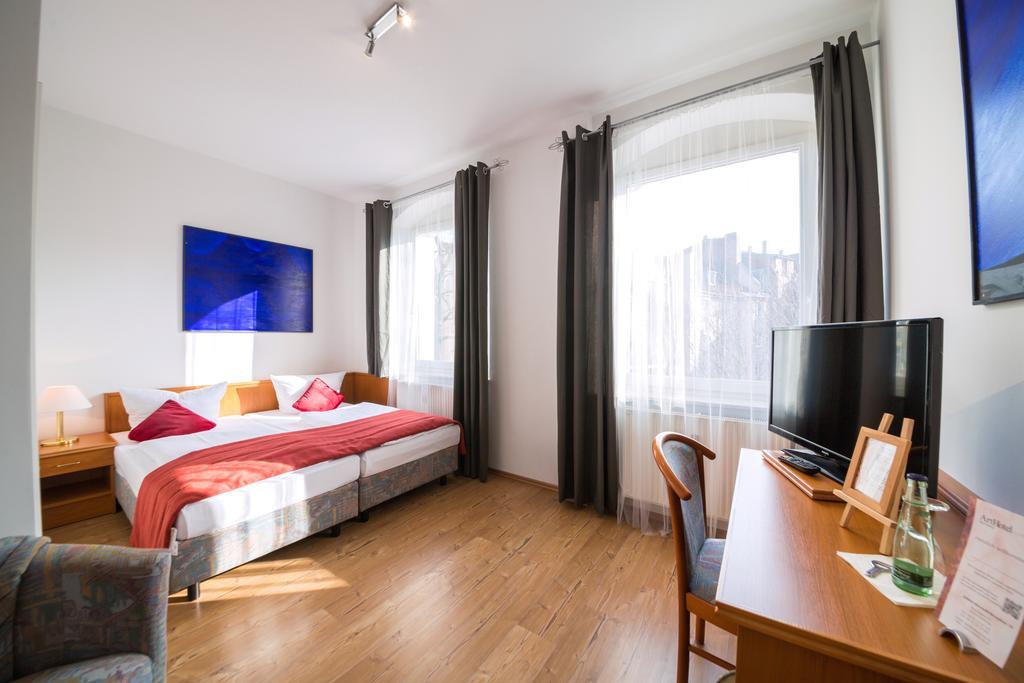 Arthotel Hotel 3*