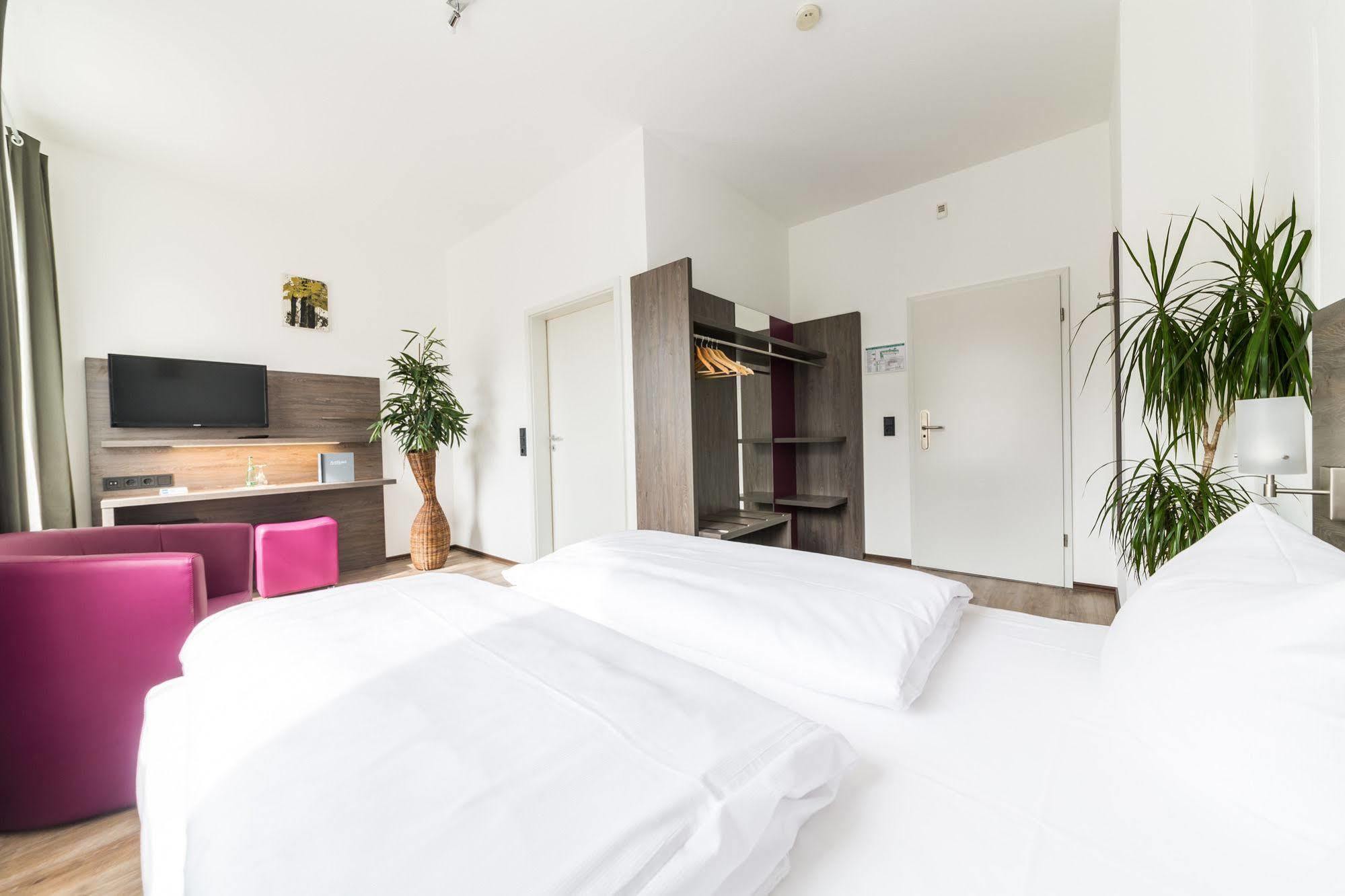 Arthotel 3*