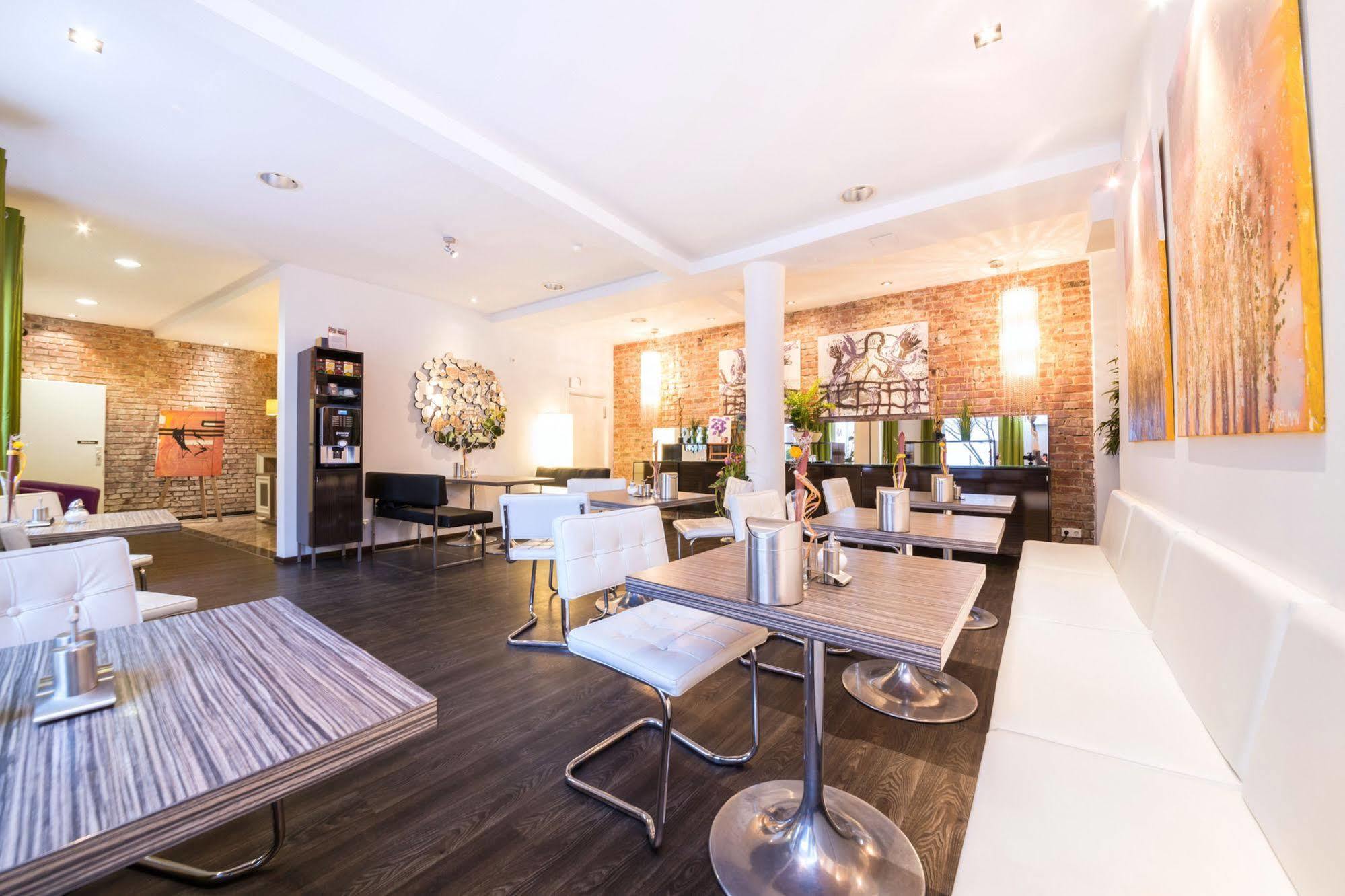 Arthotel